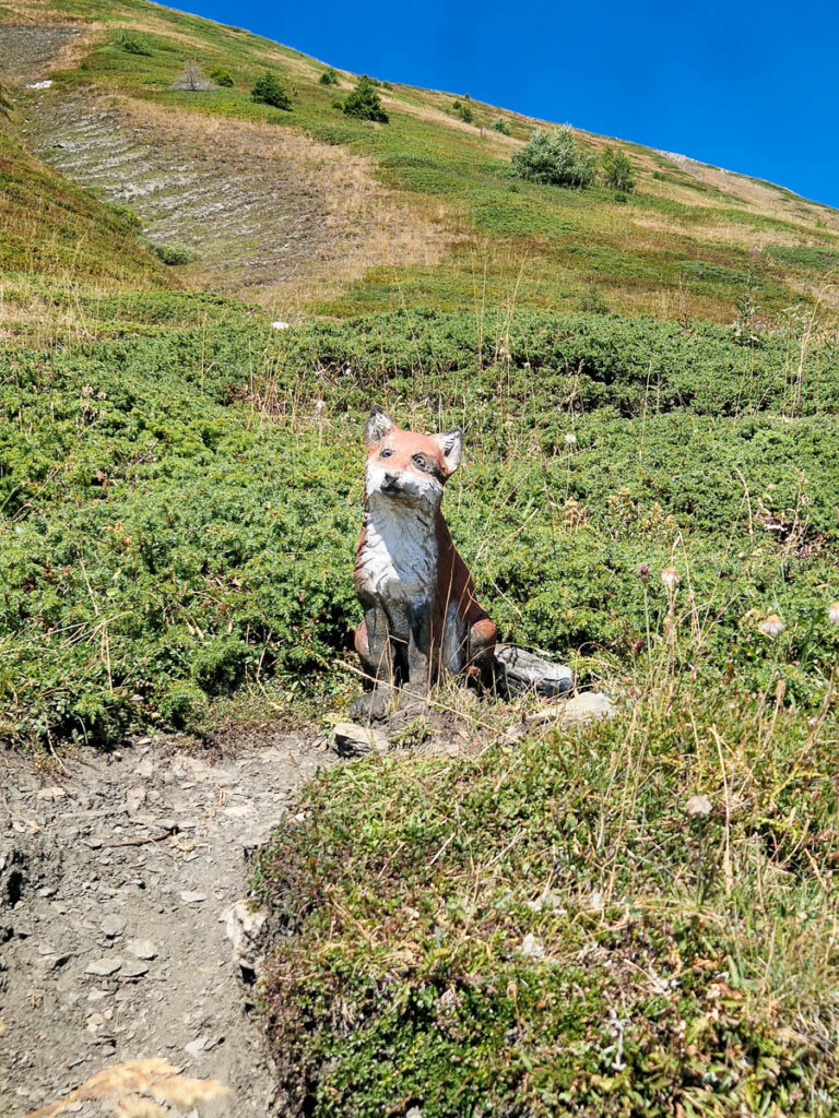 Statue sentiero Rifugio Mont Fallere: volpe