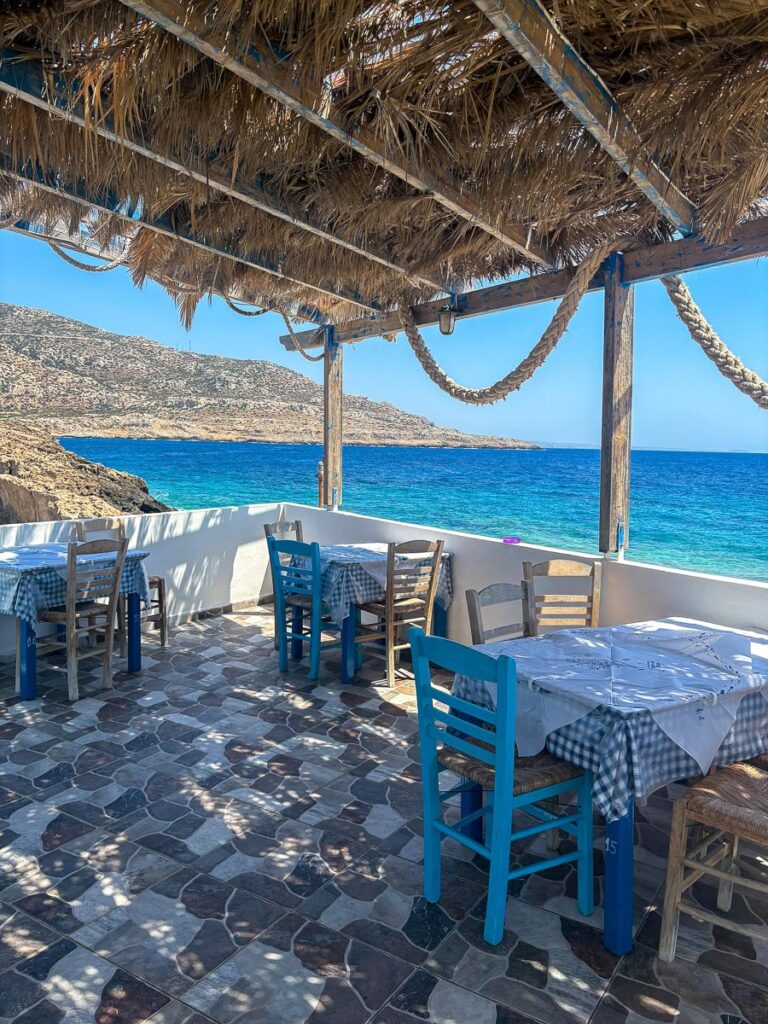 Taverna vicino al mare grecia
