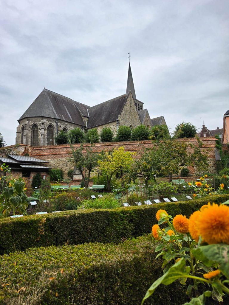Giardini Hopital Notre Dame a la rose