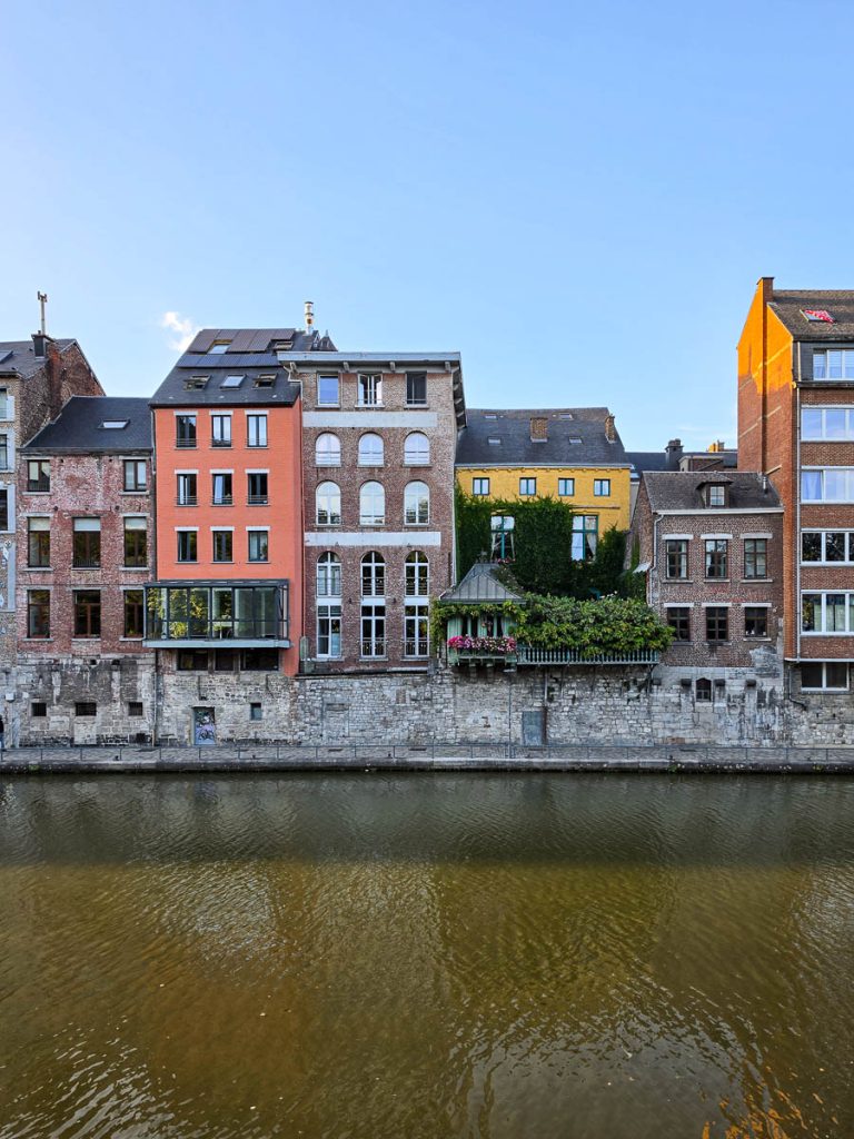 Case sul fiume a Namur
